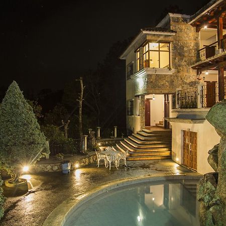 Casa Kirva Hotel Cobán エクステリア 写真